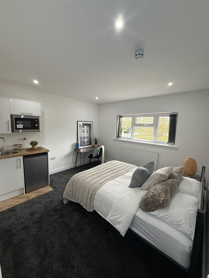 Charter Avenue, Coventry